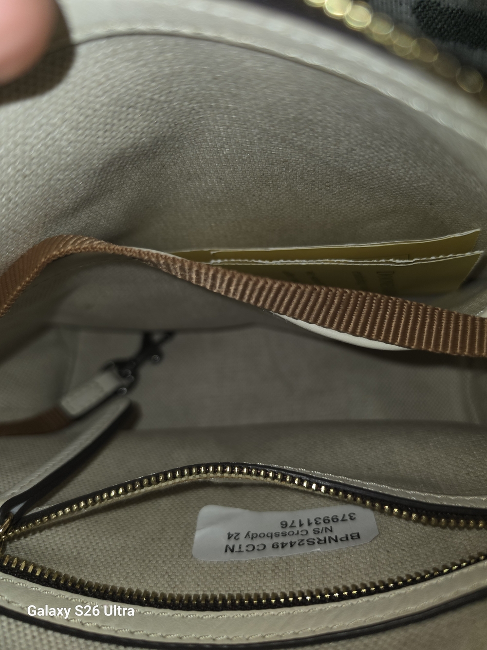 Dooney & Bourke Cream Crossbody with Brown Trim - Picture 4 of 12